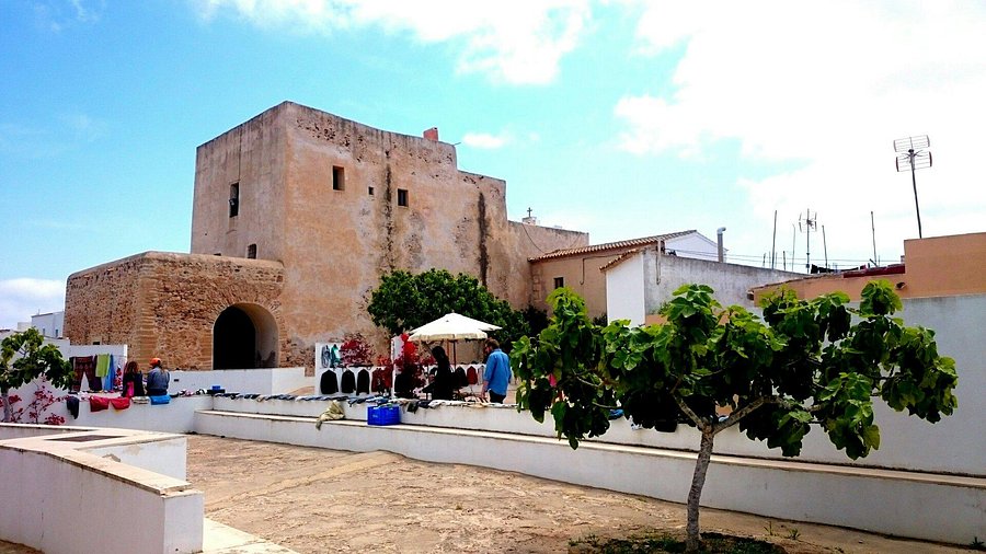 Sant Francesc centro de Formentera alojamiento